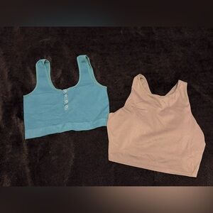 CRZ YOGA grey sports bra and colsie top
